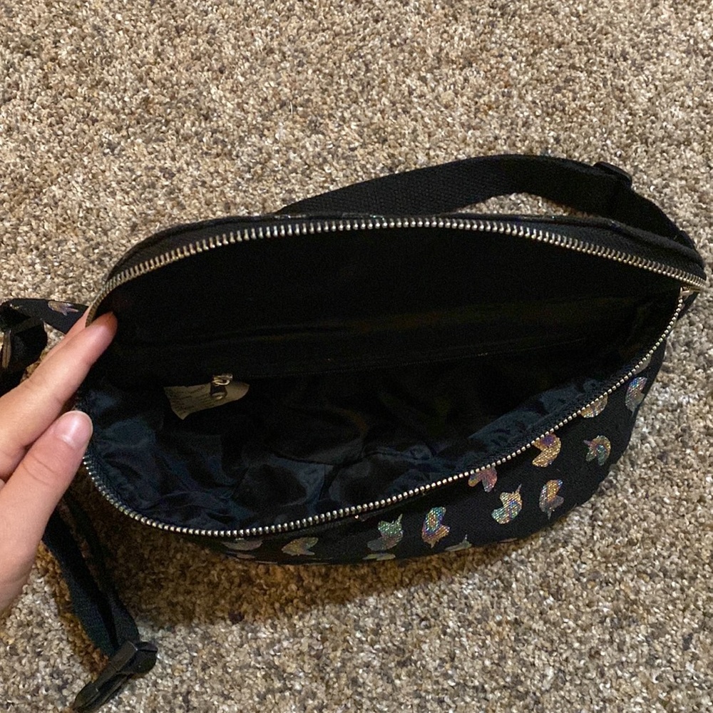 New Unicorn Iridescent Fanny Pack - Picture 6 of 8